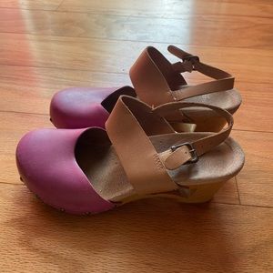 Dansko Malin clog, Mary Jane style, closed toe & open back